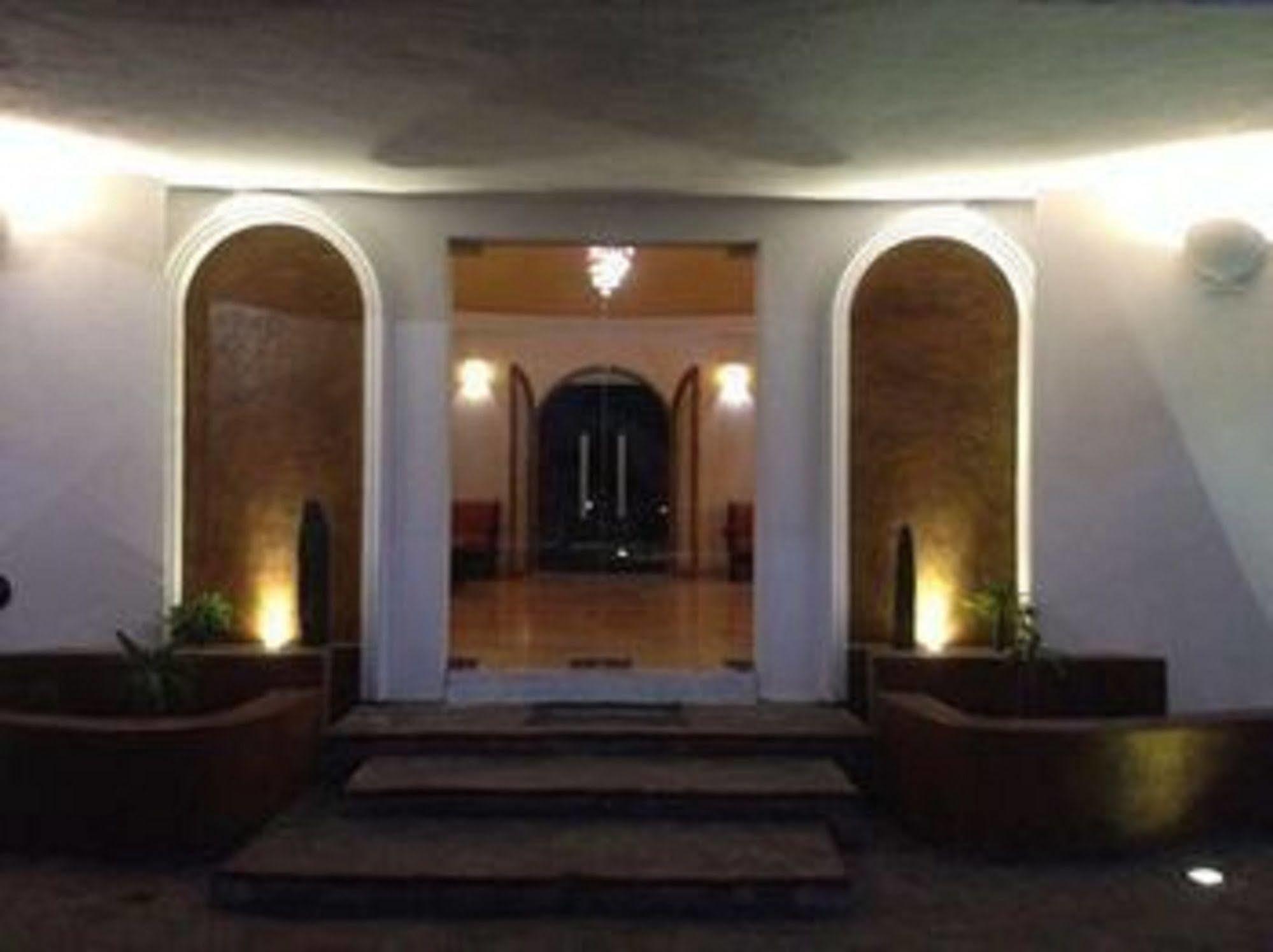 Hotel & Suites El Moro La Paz Exterior foto